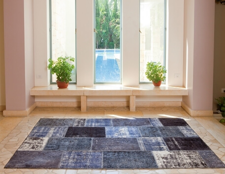 שטיח טלאים בגווני סגול כחול