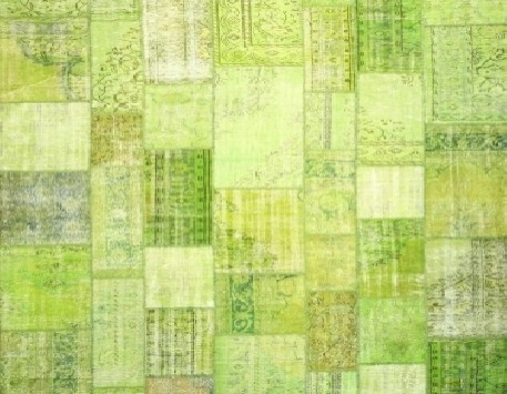 שטיח טלאים בגוון ירוק בהיר